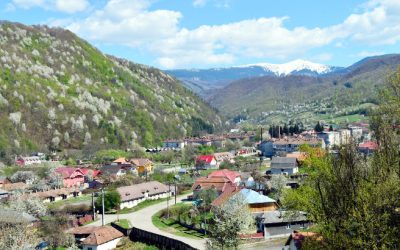 Proiect Nucet – „Decât să blestemi întunericul, mai bine aprinde o lumină”